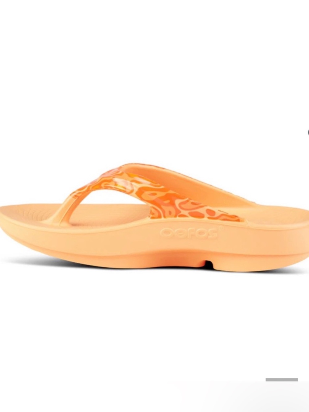 OOFOS Womens Oolala Limited Recovery Sandals Size 8 Orange Thong Glow Water Camo